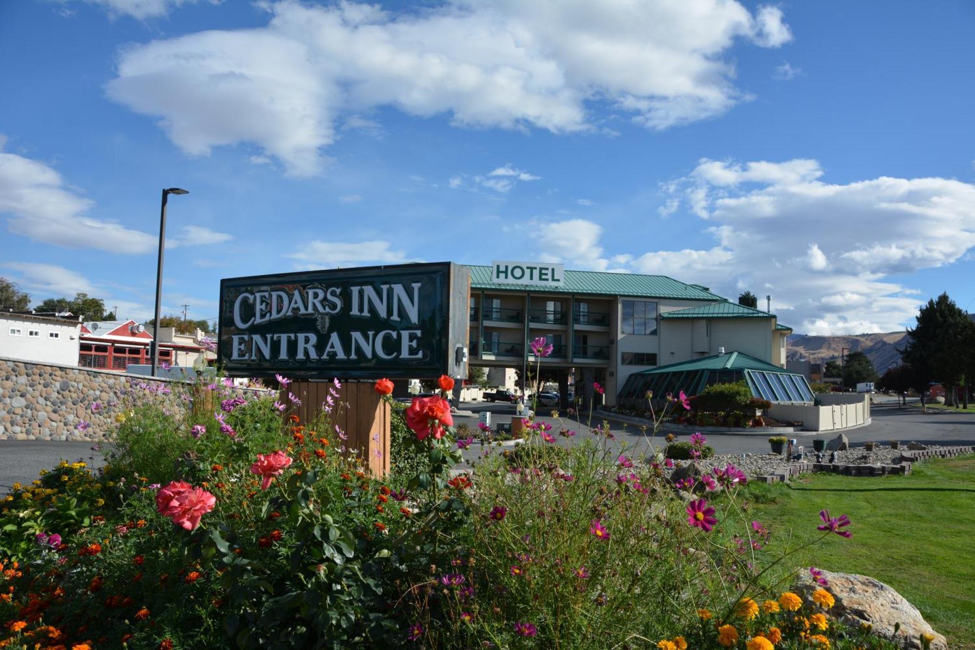 Cedars Inn ワナッチー エクステリア 写真