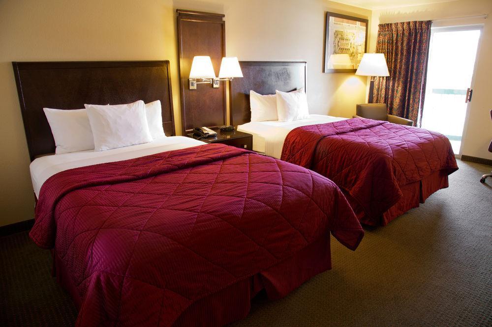 Cedars Inn ワナッチー エクステリア 写真